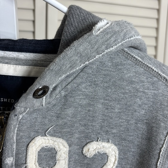 Abercrombie & Fitch Women's Gray Zip-Up Distressed Hoodie with 1892 Patch XL - Picture 5 of 10